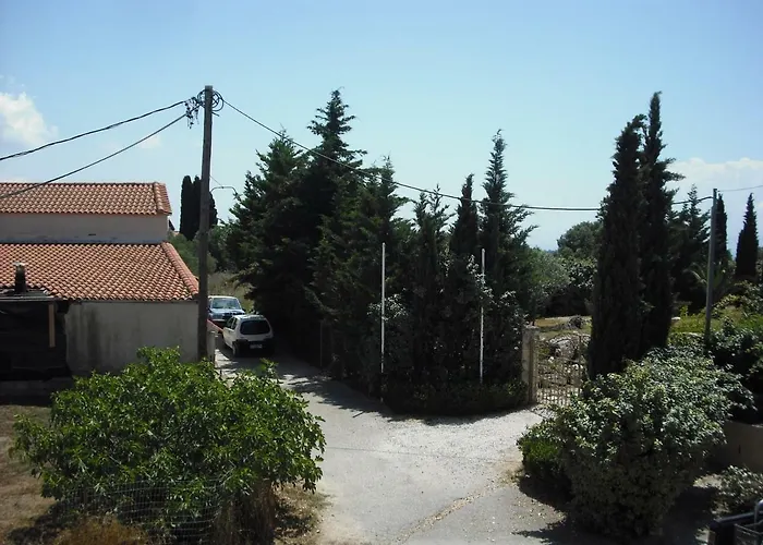 Kostas--Sarantis